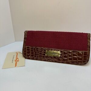 NWT Samantha Brown Burgundy Croc Embossed Zip Around Passport Wallet Travel